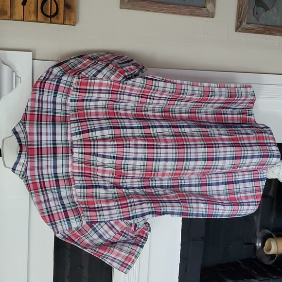 IZOD plaid short sleeve shirt. - Picture 10 of 10